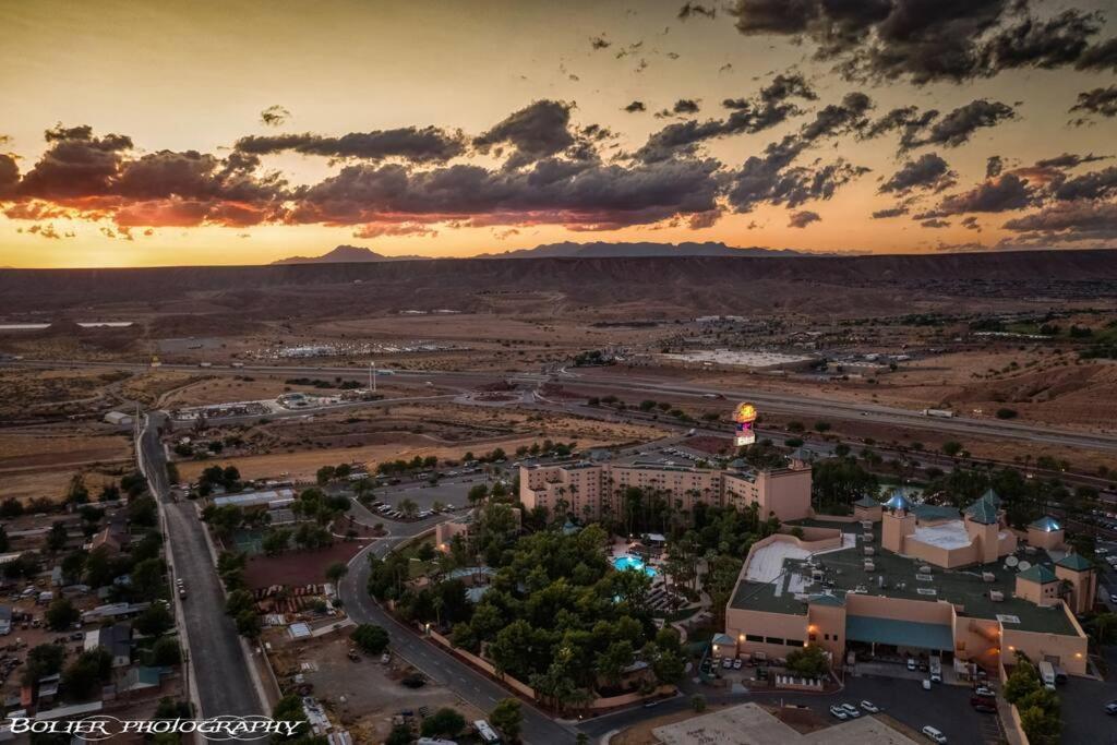 Mesquite Retreat 2 Bd Condo By Cool Properties Llc Екстериор снимка